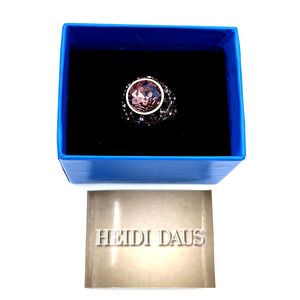 Vintage Heidi Daus Gold Tone Ring Signed Pink Stones Size 6